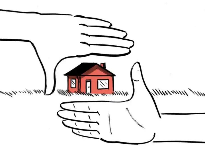 Home truths: 15 essays on the meaning of home