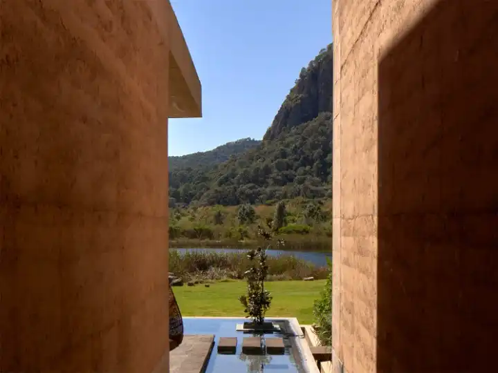 A peek into a Hector Barroso-designed house made from locally sourced materials in Valle de Bravo, Mexico